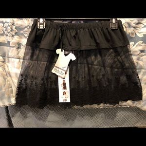 🖤Demdaco Black Peek•A•Boo Shirt Extender (NWT)🖤